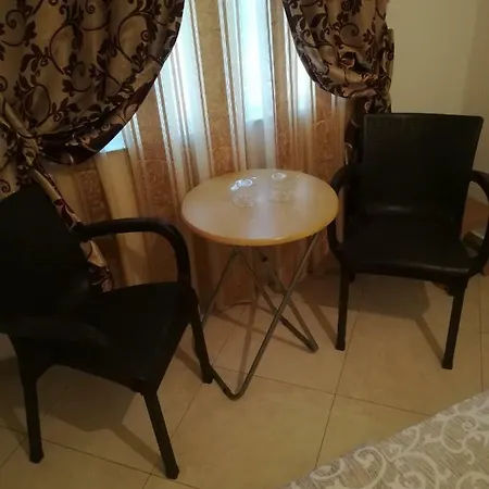 Art B Bed & Breakfast *